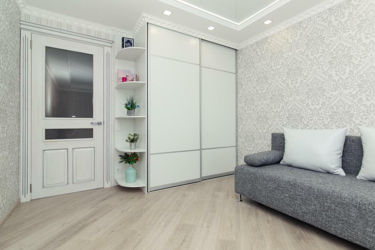 Luxury Apart-Hotel On Kondrateva Street Sumi Dış mekan fotoğraf